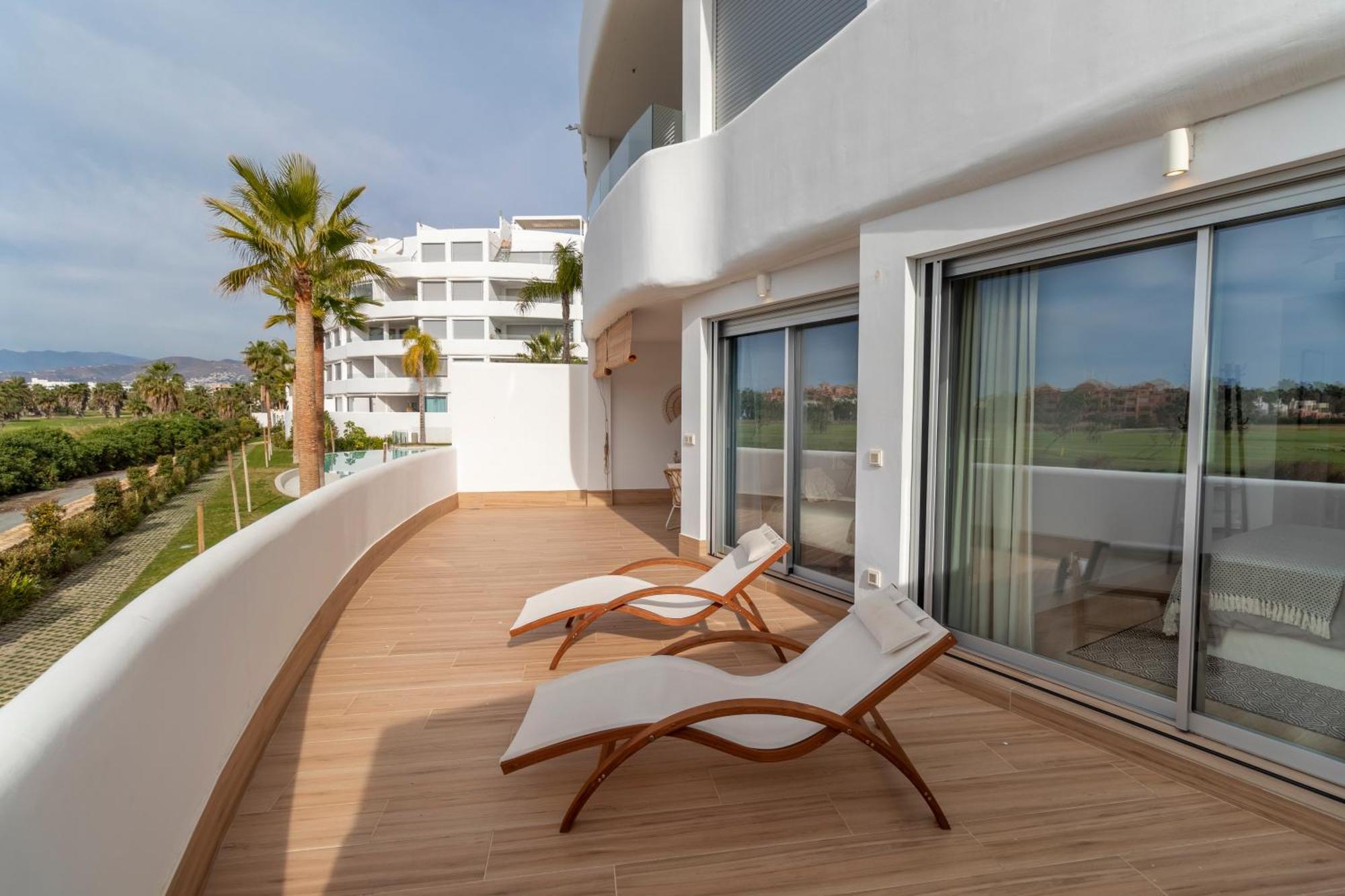 Rentitspain Apartamento Serena Terraza Con Vista A Golf Motril Eksteriør bilde